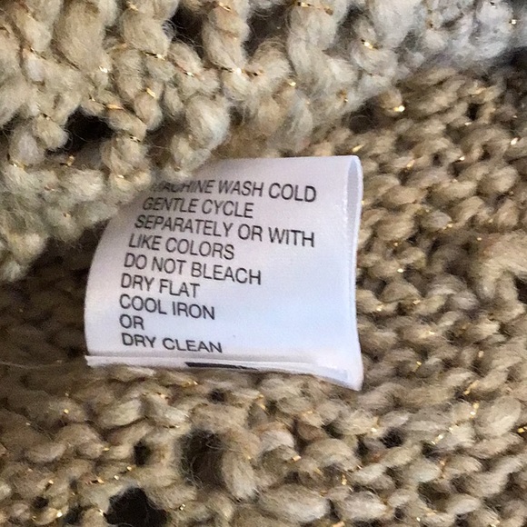 BERRITTI ... Beautiful women’s open front sweater  sz M  tan ... bolero style - Picture 5 of 5